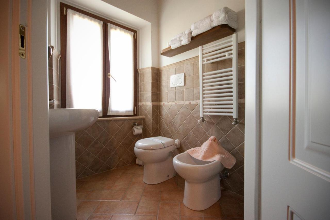 Agriturismo Vecchio Gelso Ortezzano Ngoại thất bức ảnh