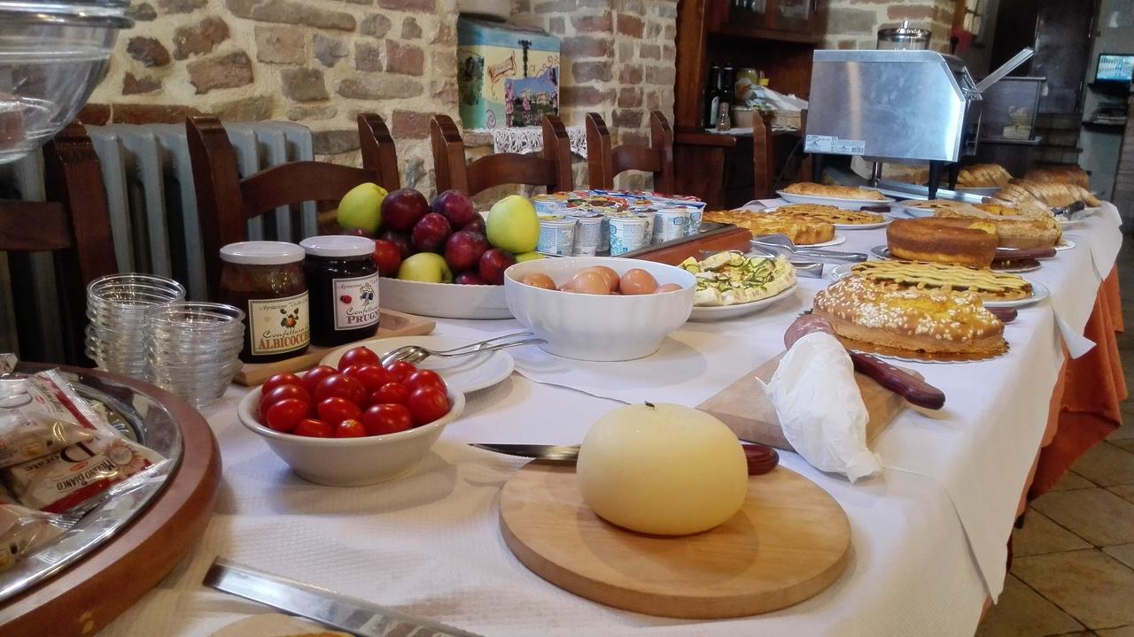 Agriturismo Vecchio Gelso Ortezzano Ngoại thất bức ảnh