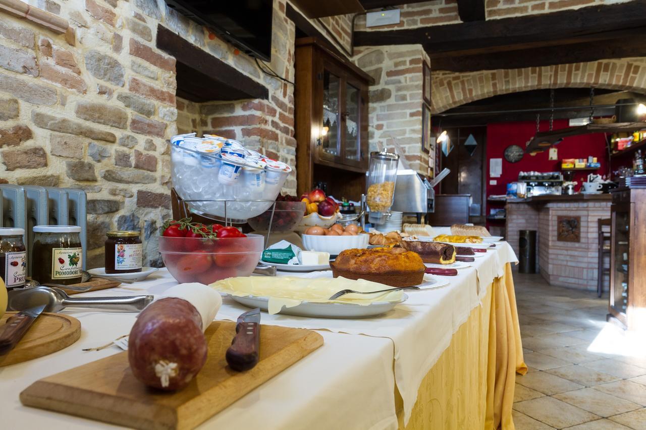 Agriturismo Vecchio Gelso Ortezzano Ngoại thất bức ảnh